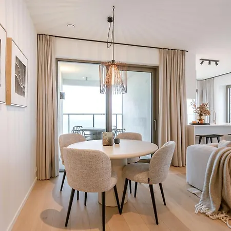 Luxury 4-guest Balcony And Free Parking Ostenda