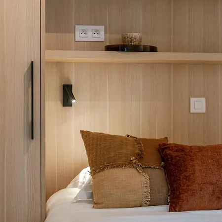 Luxury 4-guest Balcony And Free Parking Ostenda